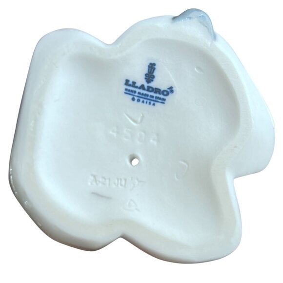 Lladró Porcelain Figurine Girl With Lamb #01004504 Retired Handcrafted In Spain - Picture 4 of 8